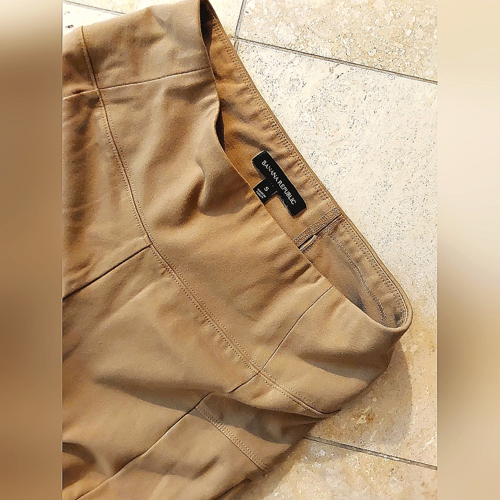 Office Party Pants_ Khaki Leggings